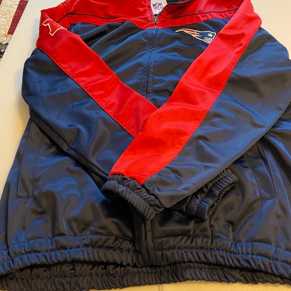 New England Patriots Warm Up Jacket - Picture 3 of 4